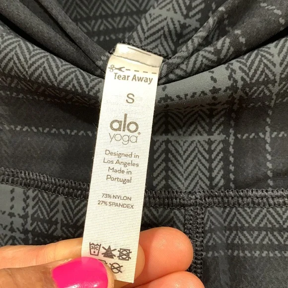 Alo High Waist Airbrush Legging - Picture 12 of 13